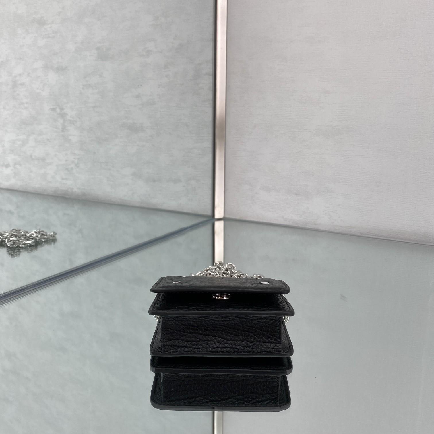 Maison Margiela Black Small Chain Strap Wallet Bag(10x9x3cmm) - 