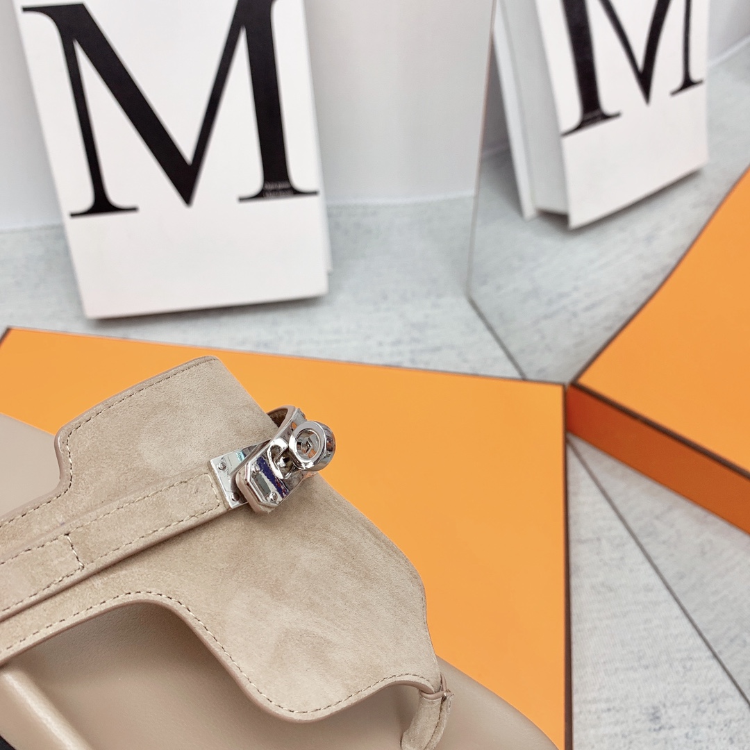 Hermes Empire Sandal - DesignerGu