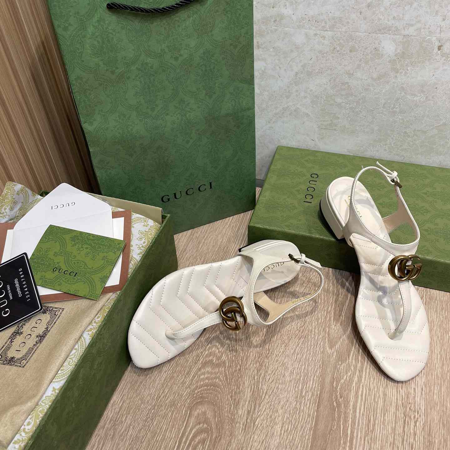 Gucci Women's Double G Sandal - DesignerGu