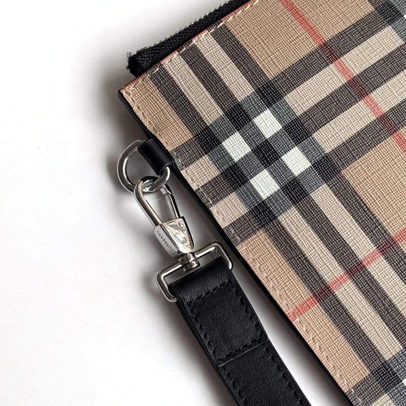 Burberry Vintage Check Canvas Zip Pouch(30cm*19.5cm) - DesignerGu