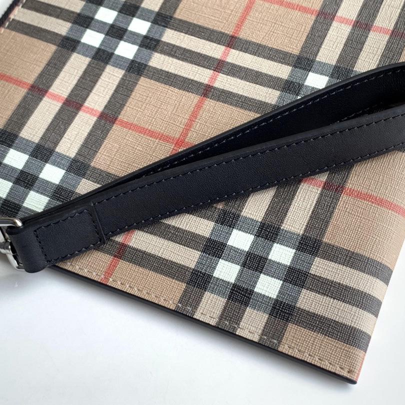 Burberry Vintage Check Canvas Zip Pouch(30cm*19.5cm) - DesignerGu