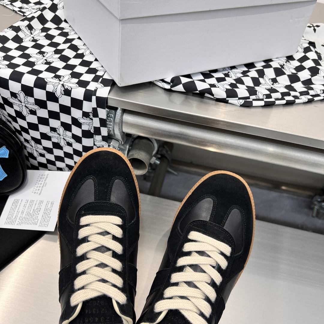 Maison Margiela Replica Sneakers - 