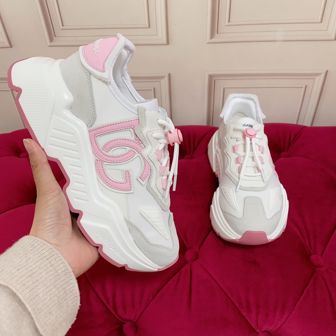 Dolce & Gabbana Daymaster Mixed Leather Runner Sneakers In White - 