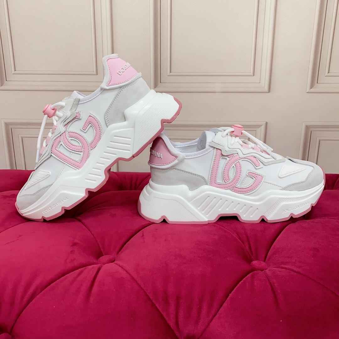 Dolce & Gabbana Daymaster Mixed Leather Runner Sneakers In White - 