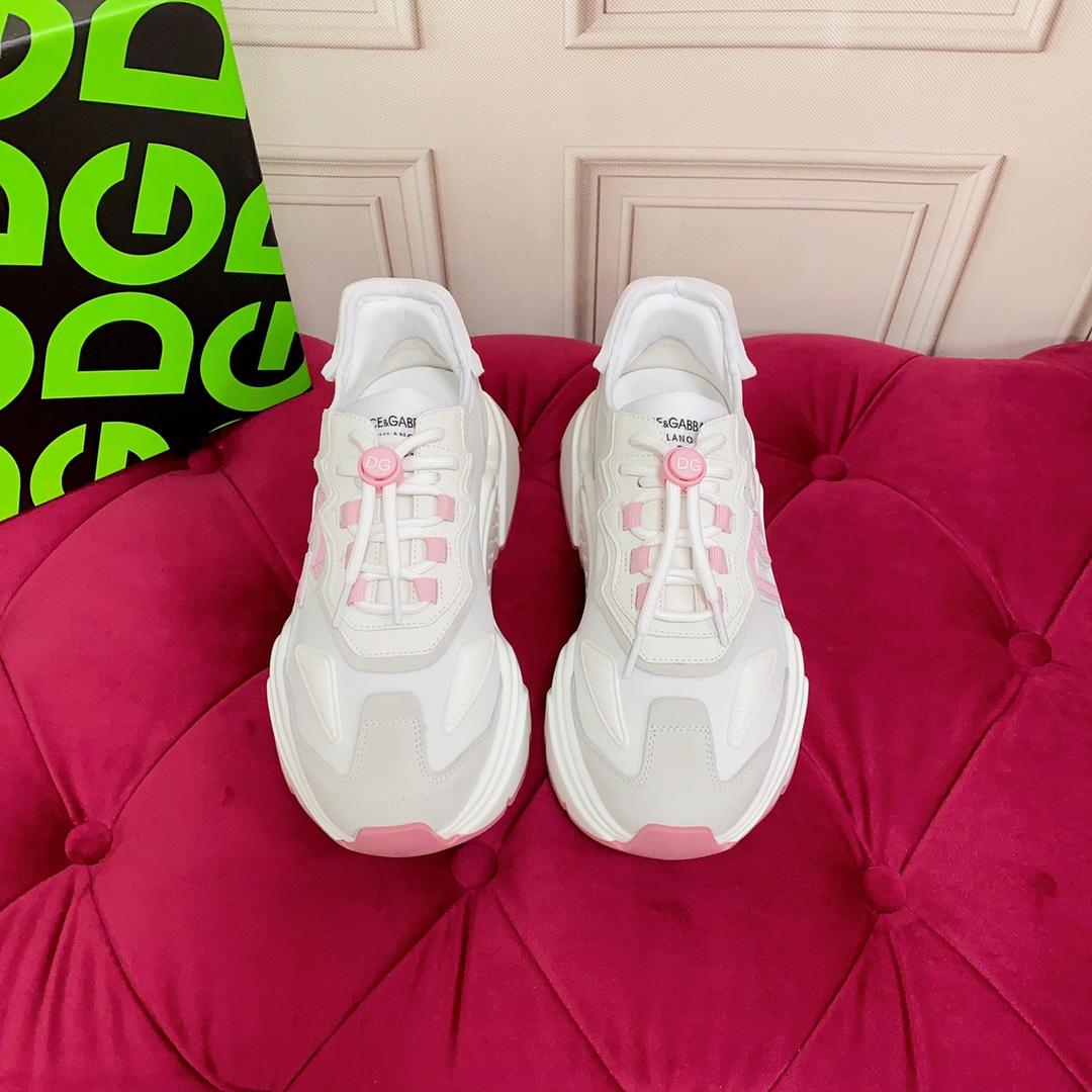 Dolce & Gabbana Daymaster Mixed Leather Runner Sneakers In White - 
