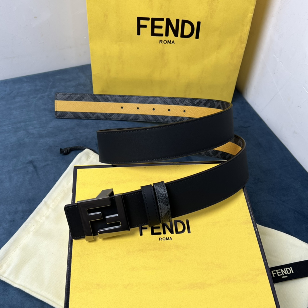 Fendi Reversible Black Leather Belt  - 