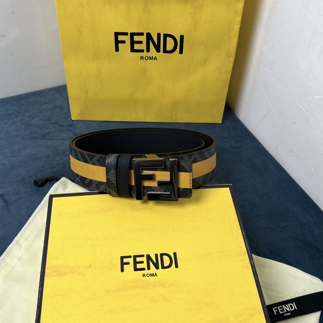 Fendi Reversible Black Leather Belt  - 