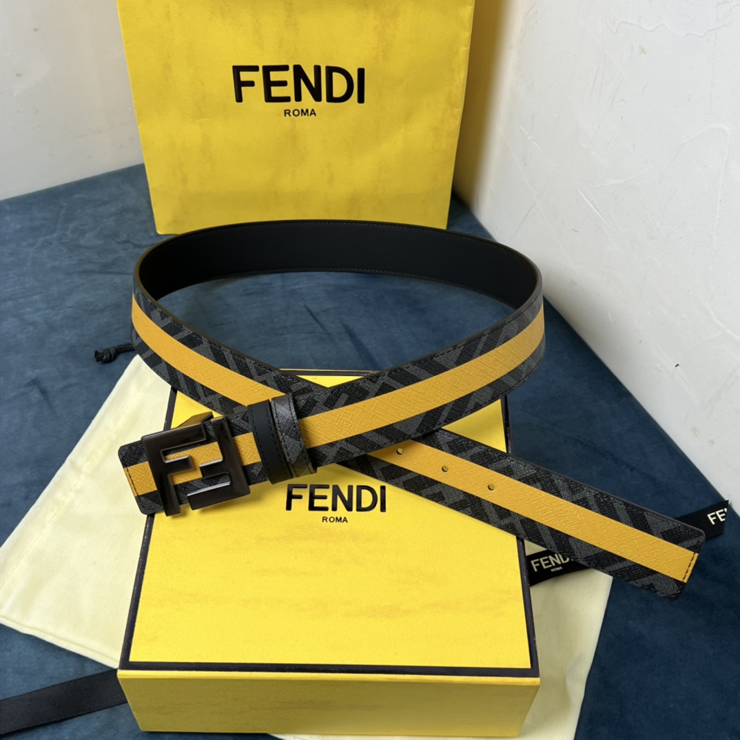 Fendi Reversible Black Leather Belt  - 