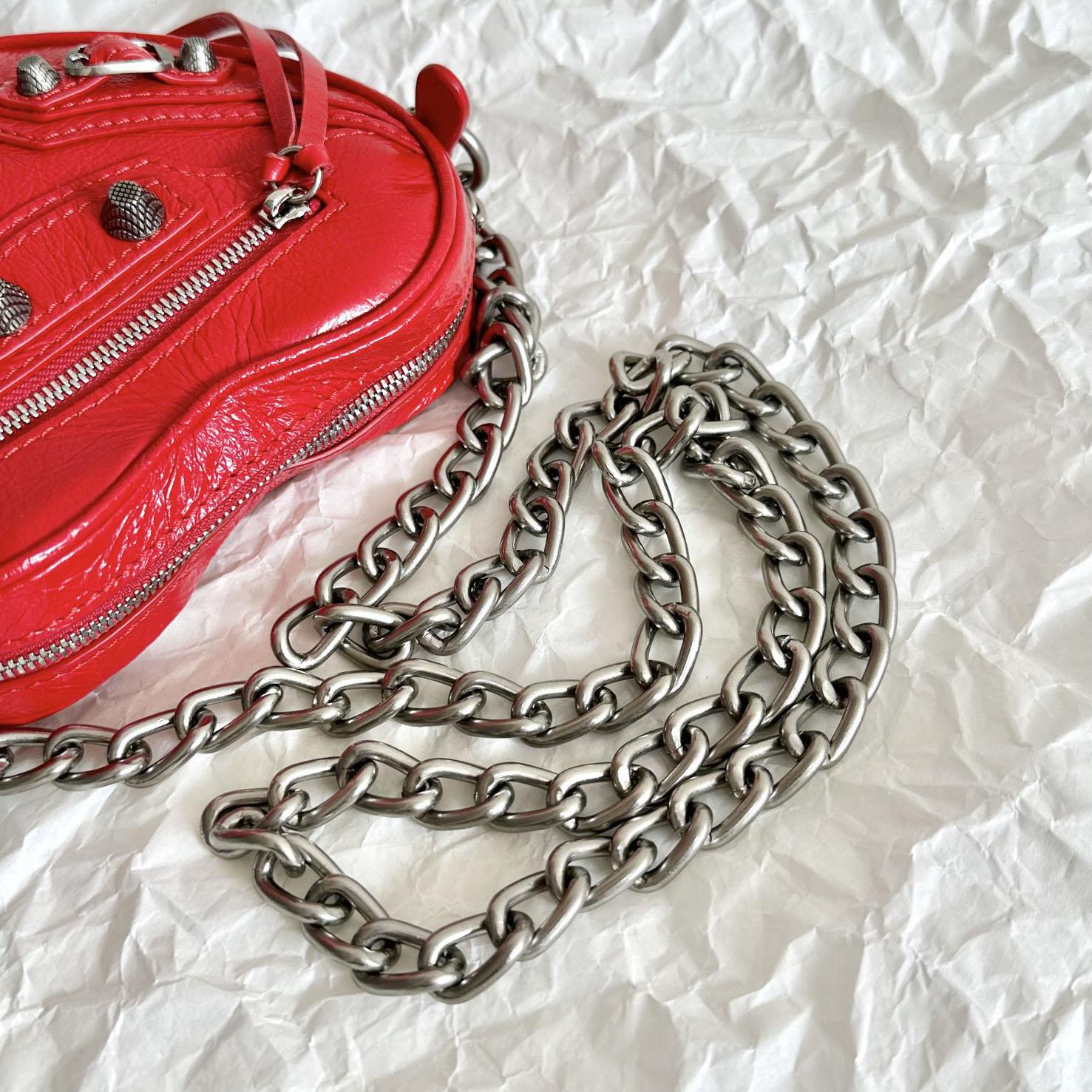 Balenciaga Le Cagole Heart Mini Bag In Red (16-12.7-4.5cm) - 