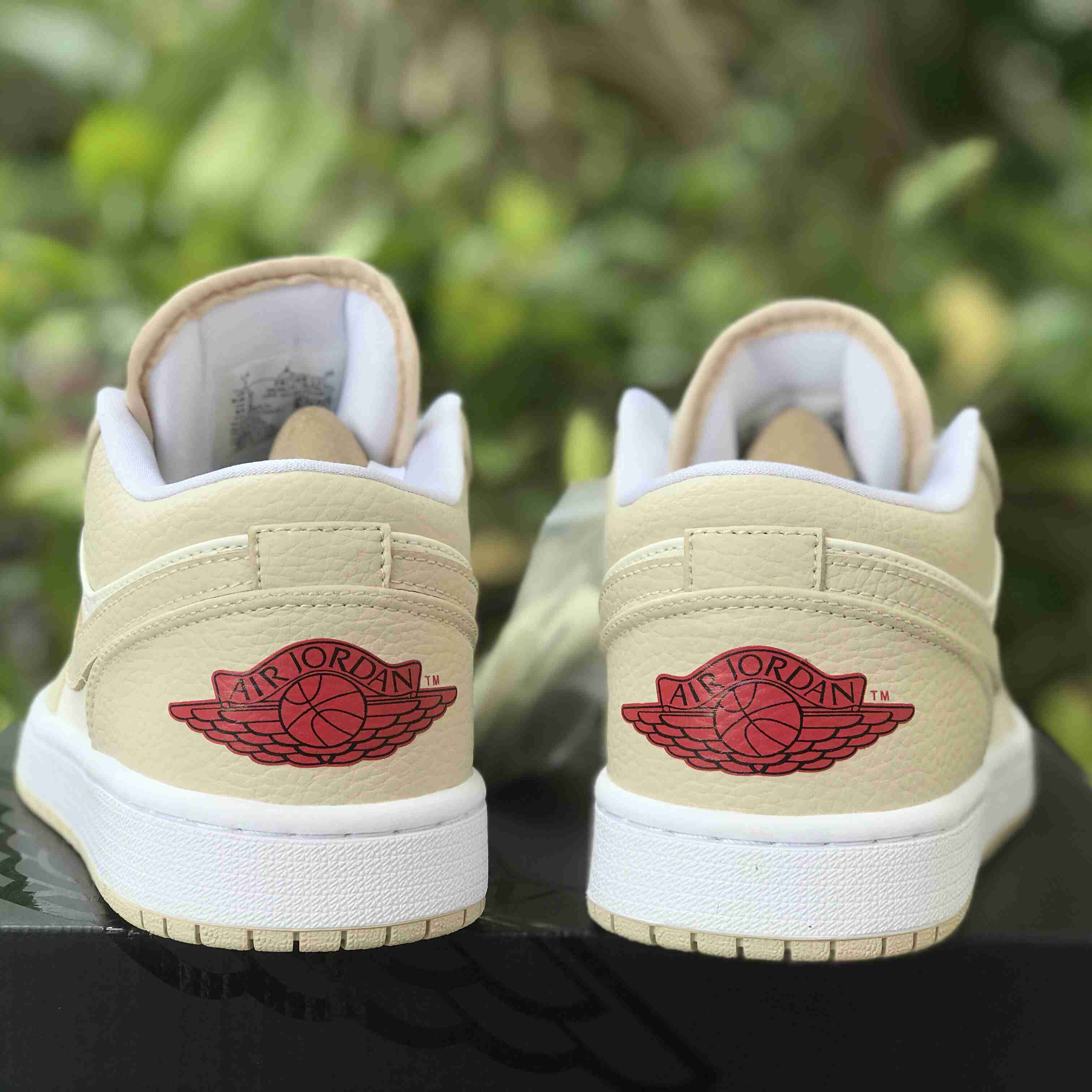 Air Jordan 1 Low AJ1 Sneaker     FB7168-121 - 