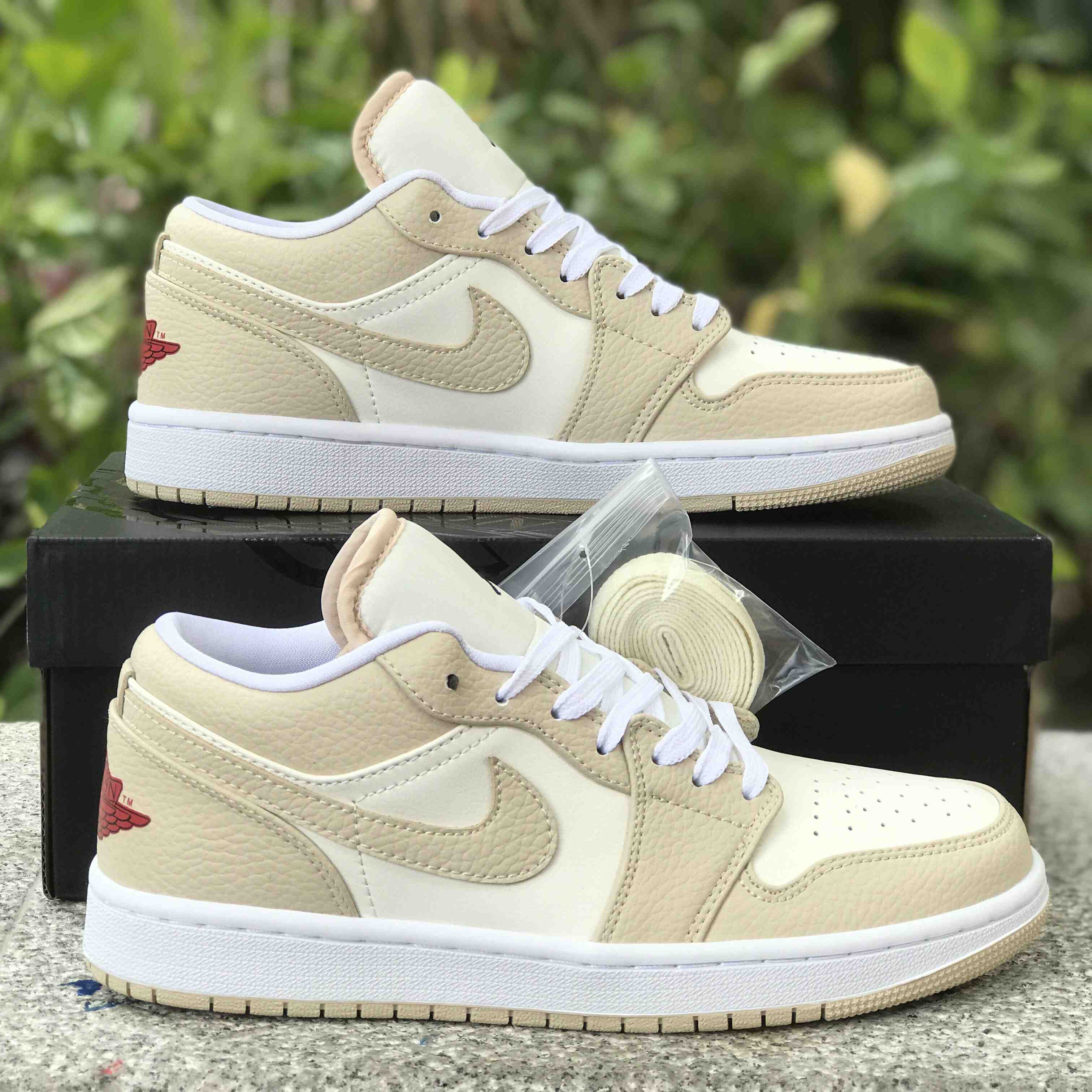 Air Jordan 1 Low AJ1 Sneaker     FB7168-121 - 
