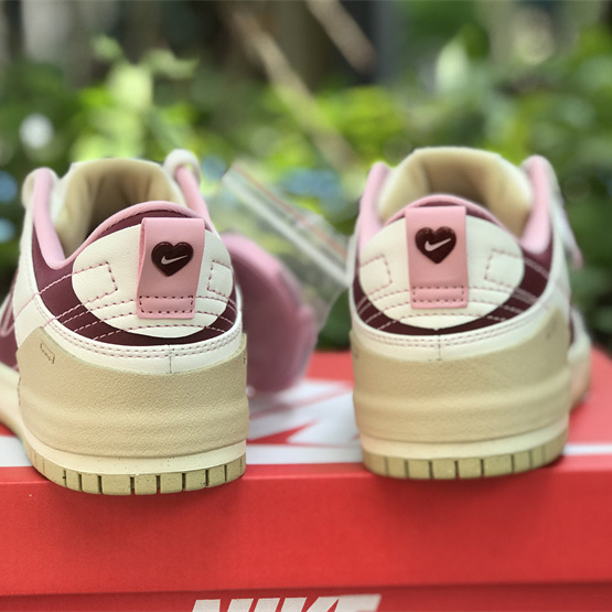  Nike Dunk Low Disrupt 2 “Valentine’s Day” Sneaker    FD4617-667 - 