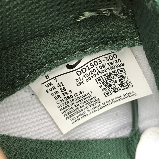 Nike Dunk Low “Gorge Green” Sneakers      DD1503-300 - 