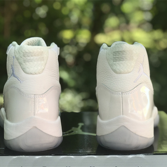 Air Jordan 11Sneaker     408201-101 - 
