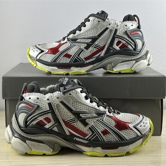 Balenciaga Runner Sneaker - DesignerGu