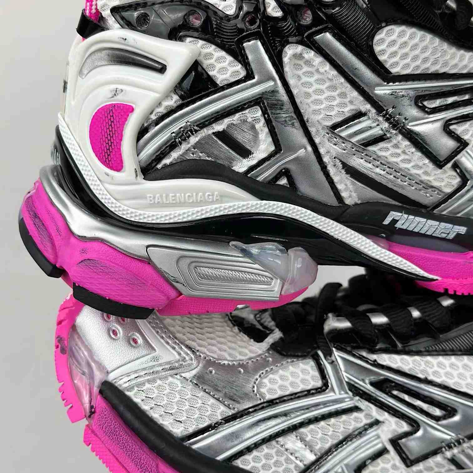 Balenciaga Runner Sneaker In Silver - 