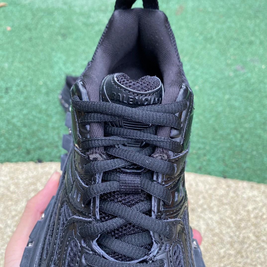 Balenciaga Bouncer Sneaker - 