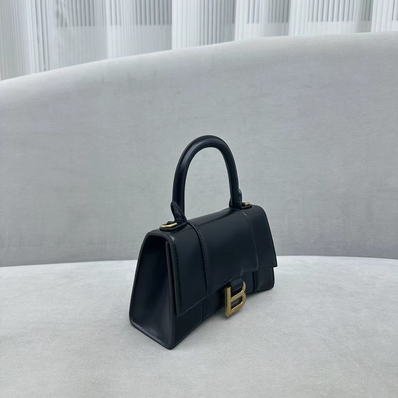 Balenciaga Hourglass Small Handbag In Black (19x8x21cm) - 