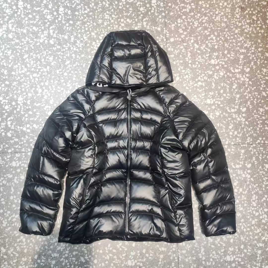 Moncler Narlay Short Down Jacket - 