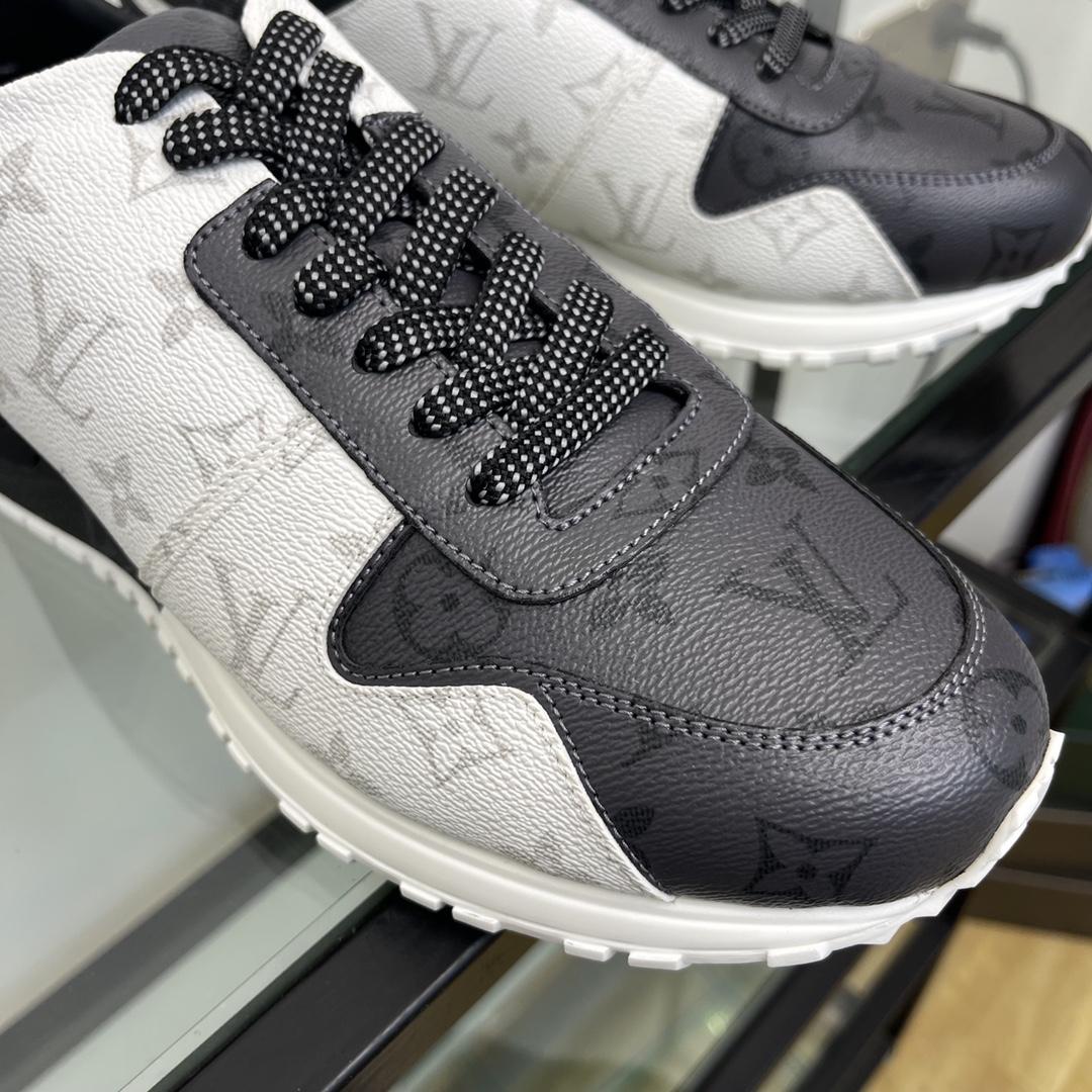 Louis Vuitton Run Away Sneaker        1A8UZL - DesignerGu
