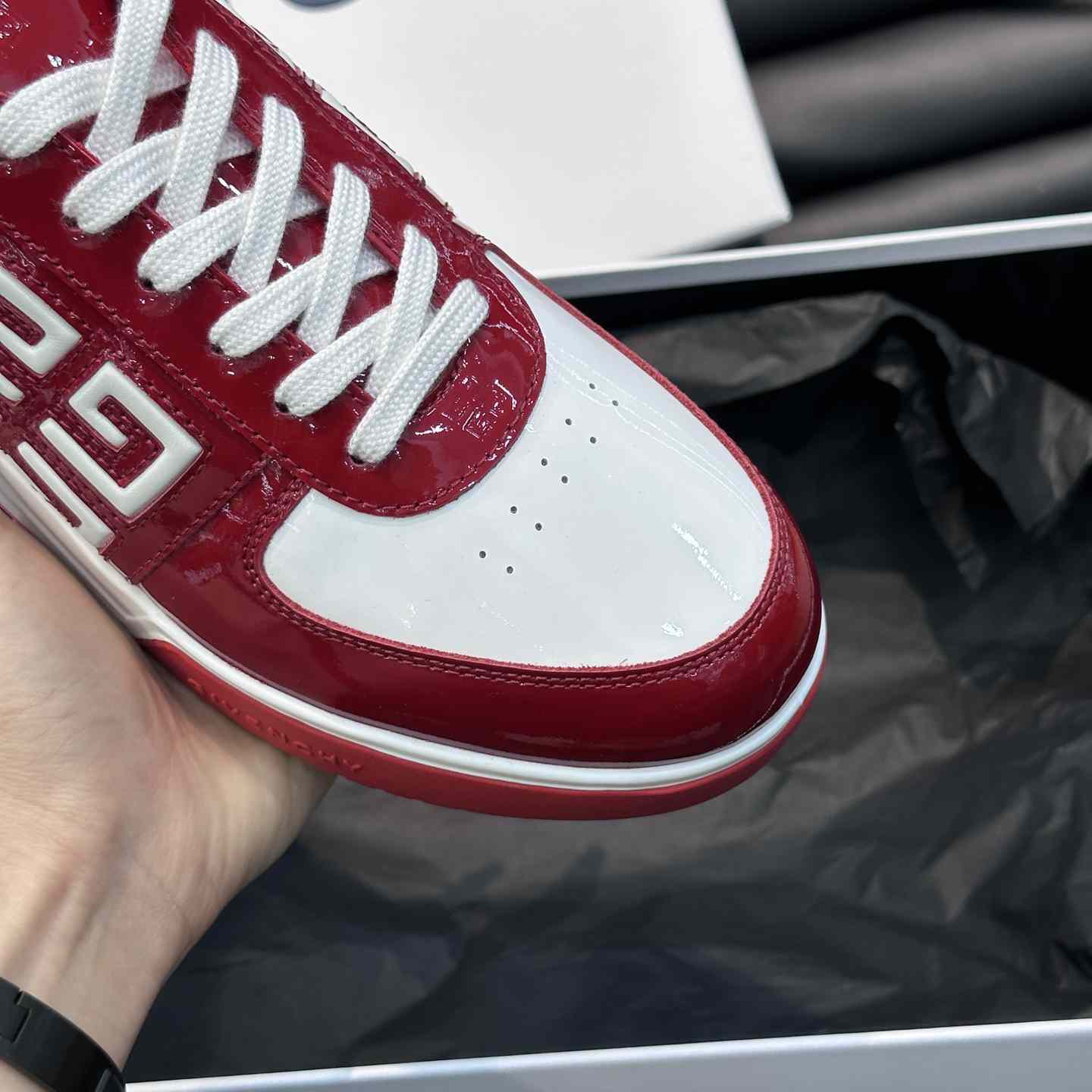 Givenchy G4 Sneakers In Patent Leather - 