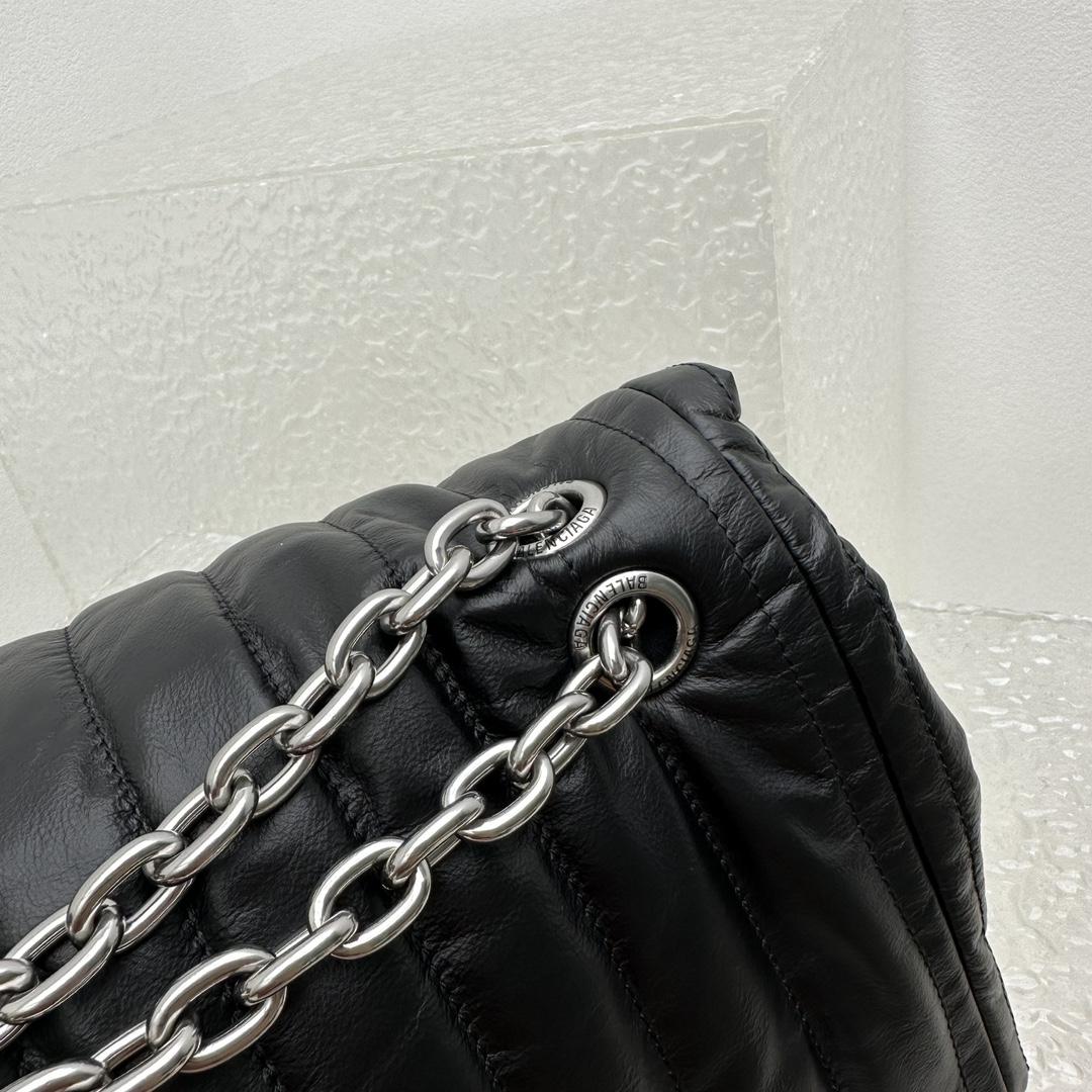 Balenciaga Monaco Large Chain Bag In Black (43.5x32x13cm) - 