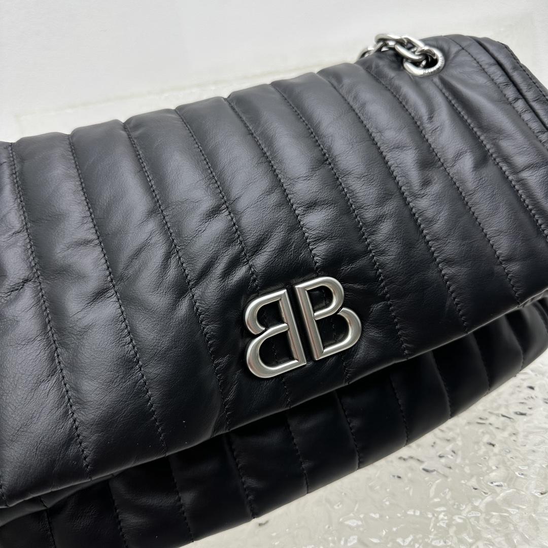 Balenciaga Monaco Large Chain Bag In Black (43.5x32x13cm) - 
