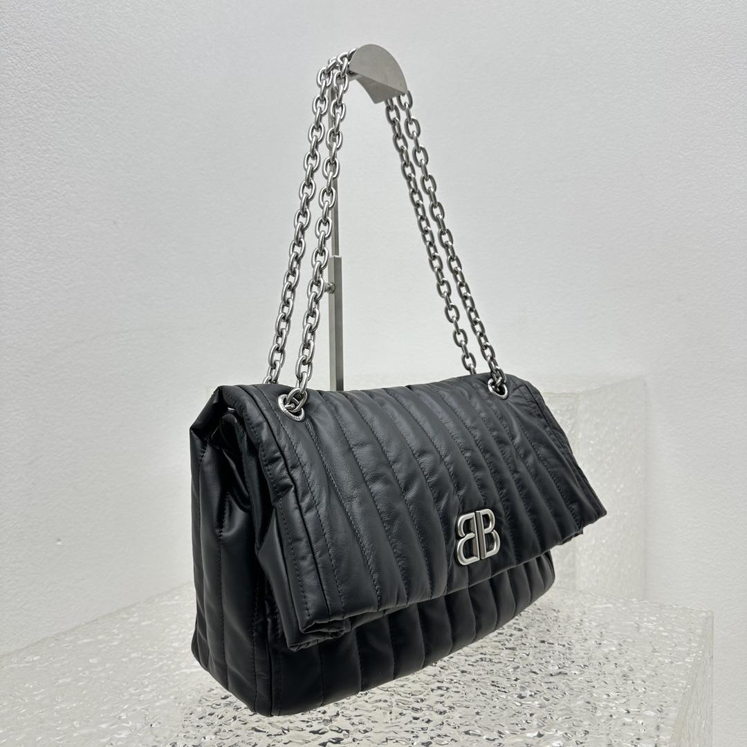 Balenciaga Monaco Large Chain Bag In Black (43.5x32x13cm) - 