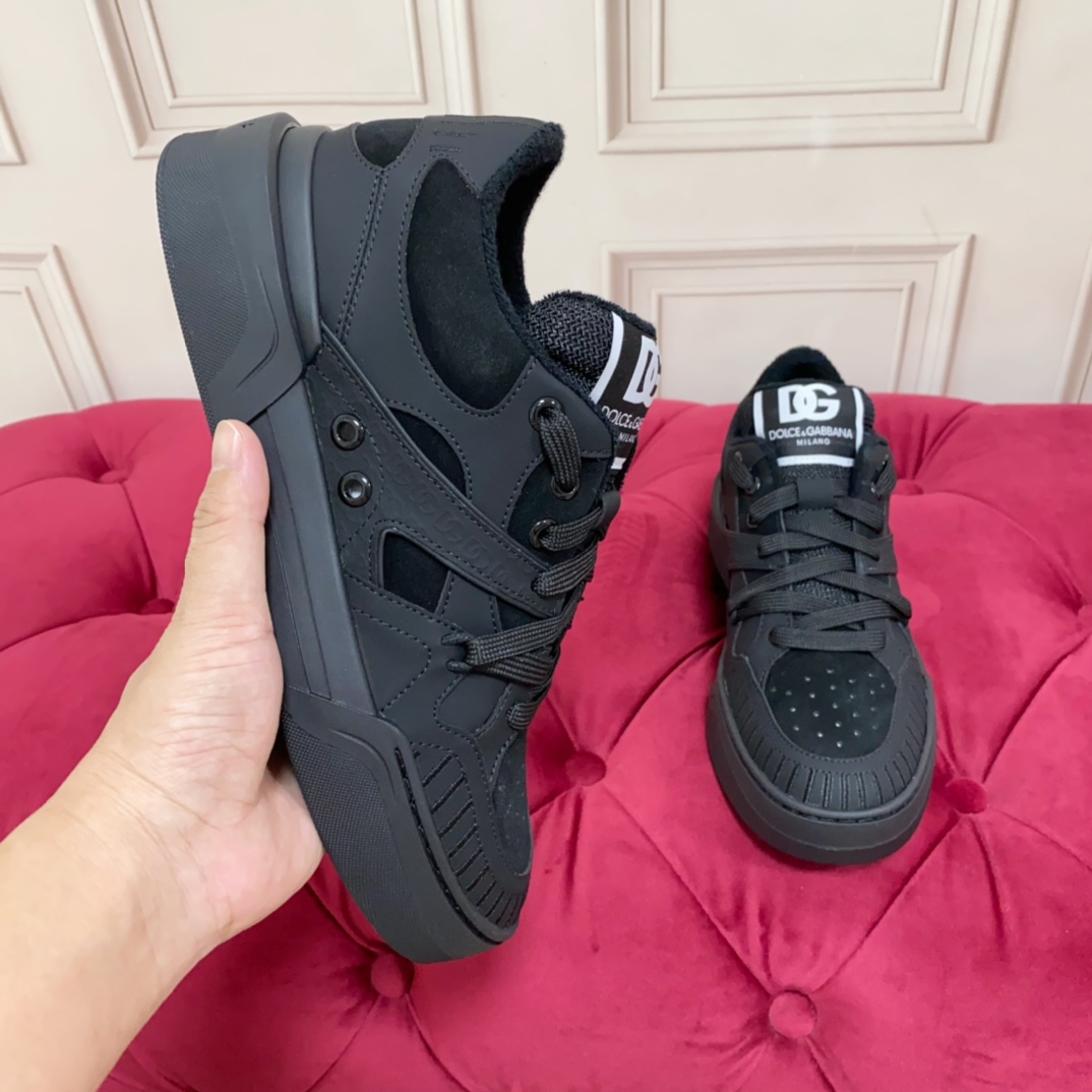 Dolce & Gabbana Mixed-material New Roma Sneakers - 