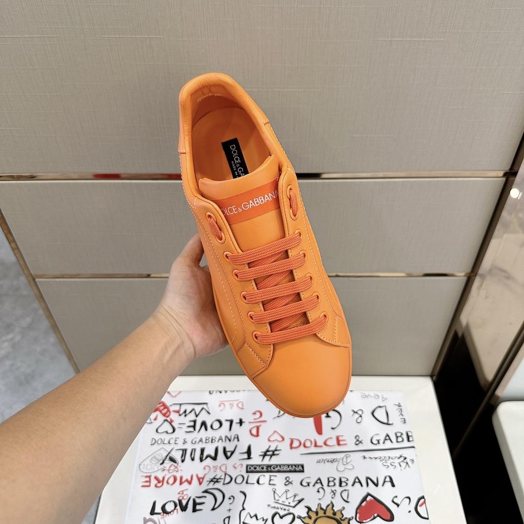 Dolce & Gabbana Embossed Logo Sneakers - DesignerGu