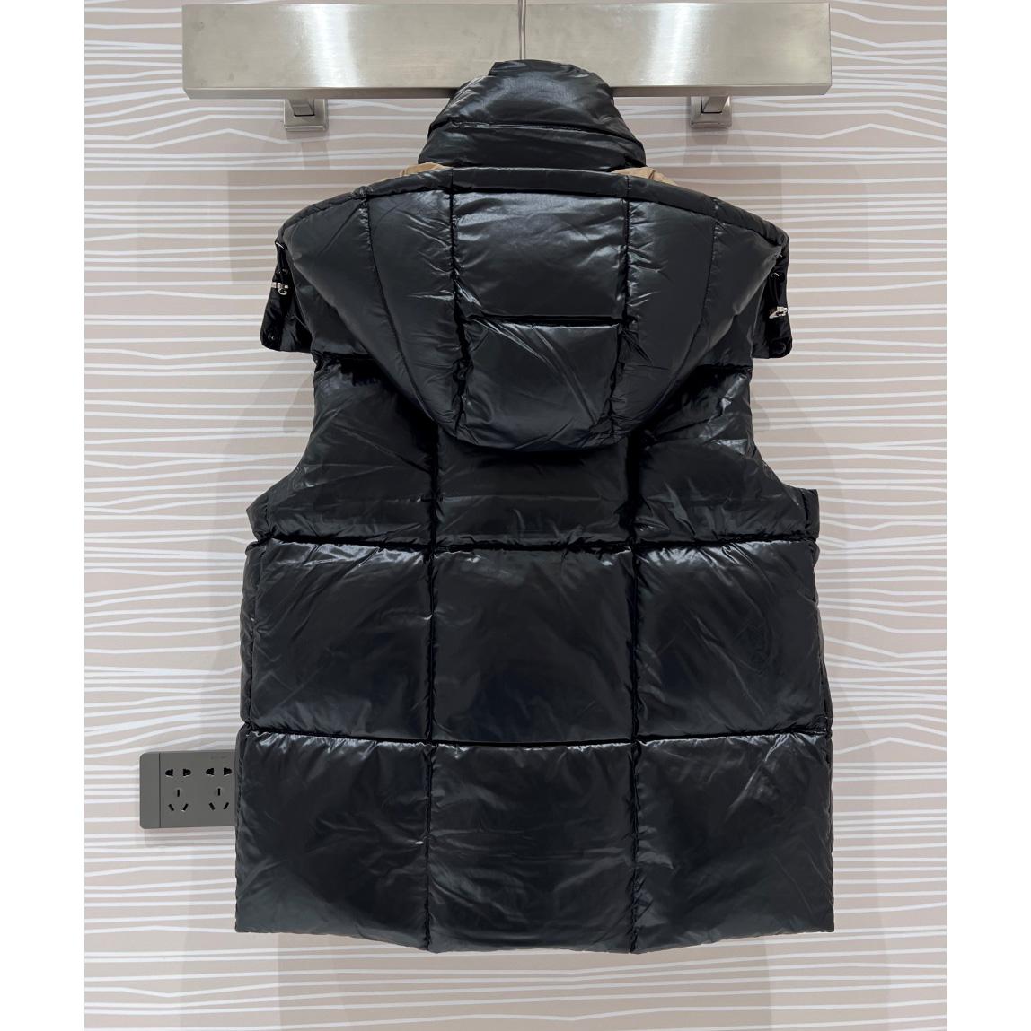 Moncler Luzule Down Vest - 