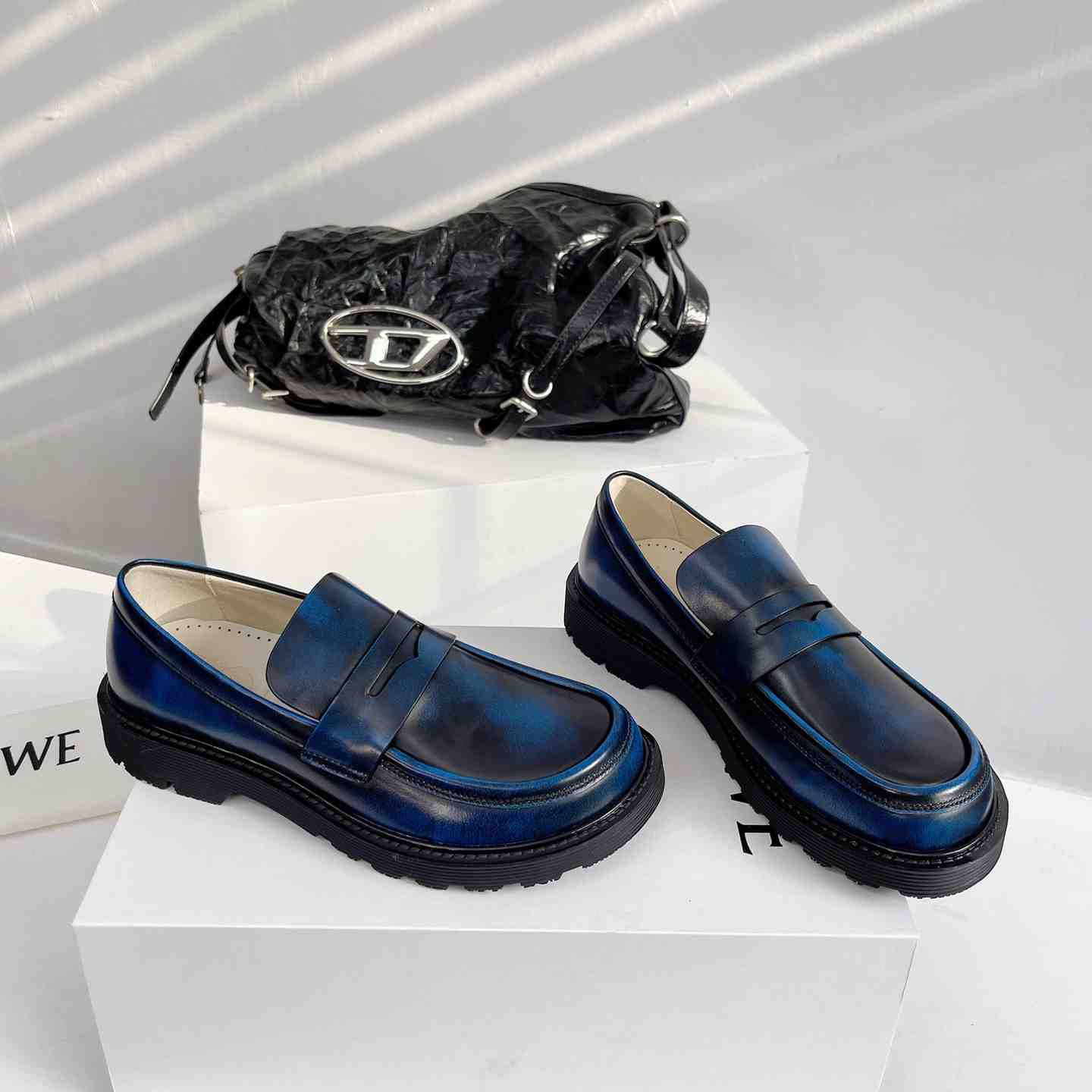 Loewe Blaze Loafer In Bicolour Brushed-off Calfskin - 