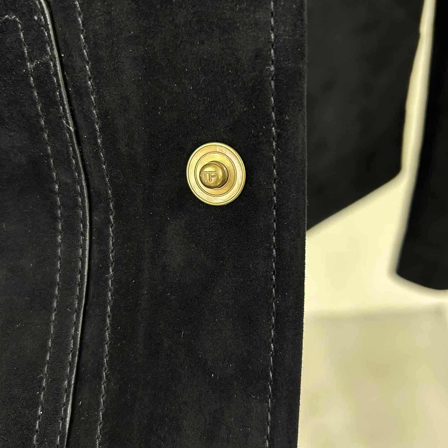 Tom Ford Cashmere Suede Shearling Trucker - DesignerGu