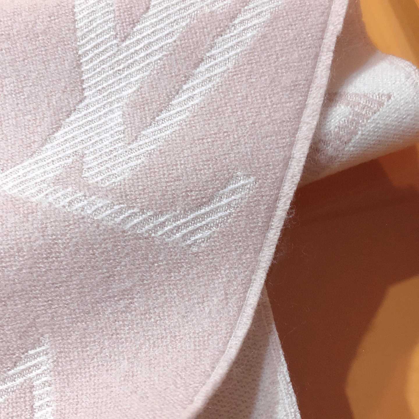 Louis Vuitton LV Essential Scarf - 