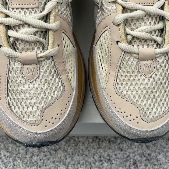 New Balance 1906R Sneakers    M1906RAU - 