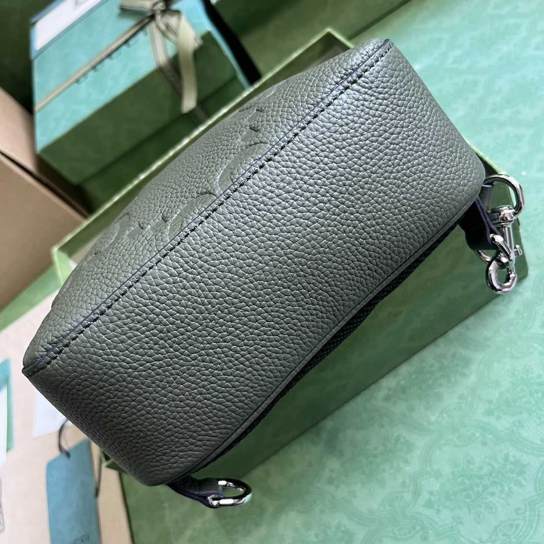 Gucci Jumbo GG Crossbody Bag - 