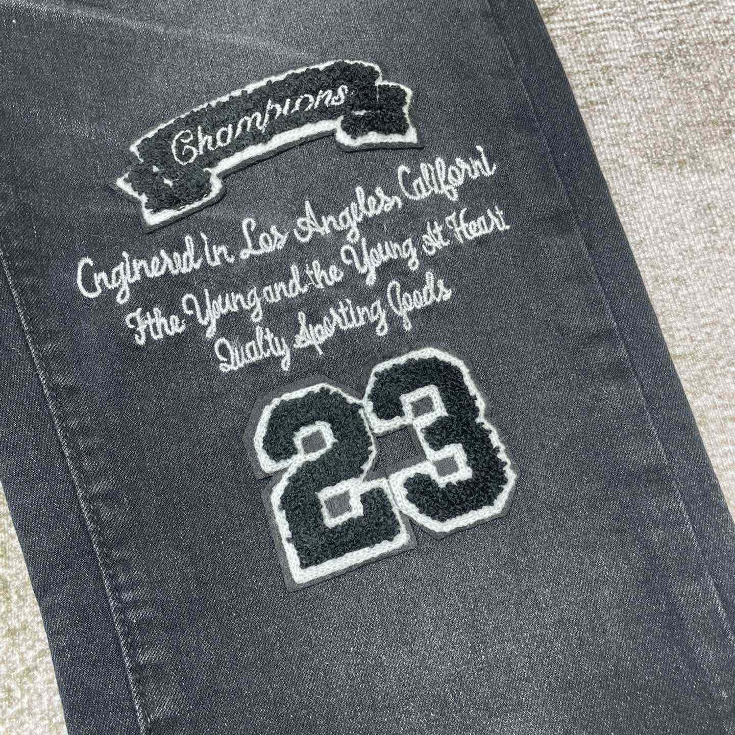Amiri Black Appliqué Jeans   0079 - DesignerGu
