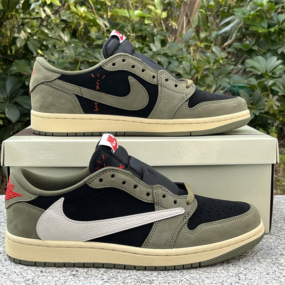 Travis Scott x Air Jordan 1 Low OG Sneaker      DM7866-002 - 