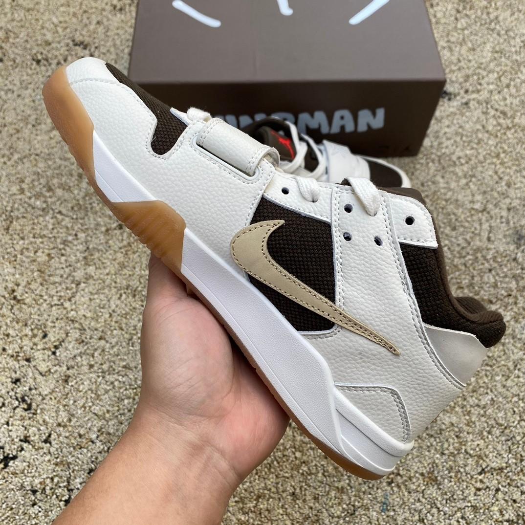 Travis Scott x Jordan Executive The Check Sneaker    fz8117-100 - 