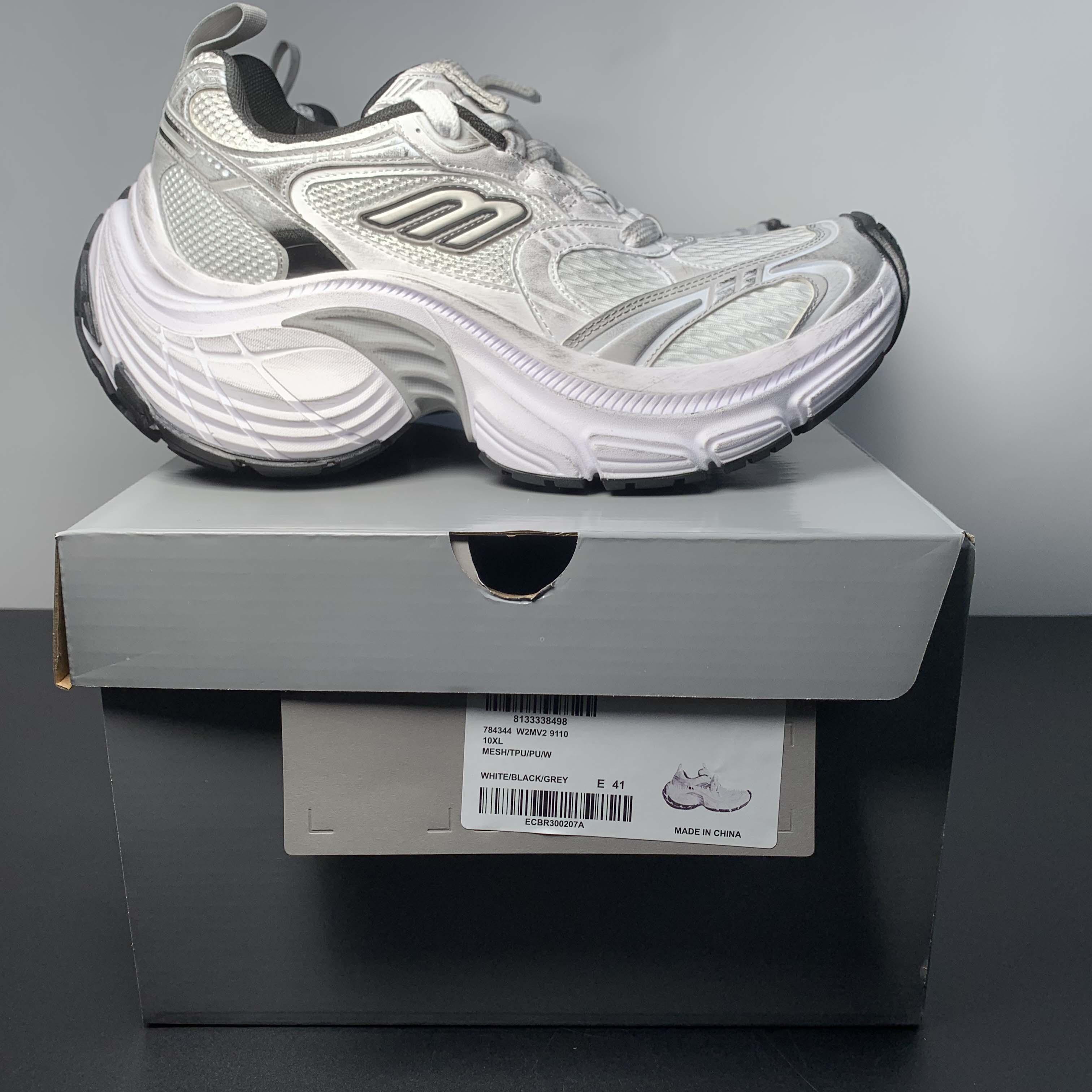 Balenciaga 10XL Sneaker In White/Black/Grey - 