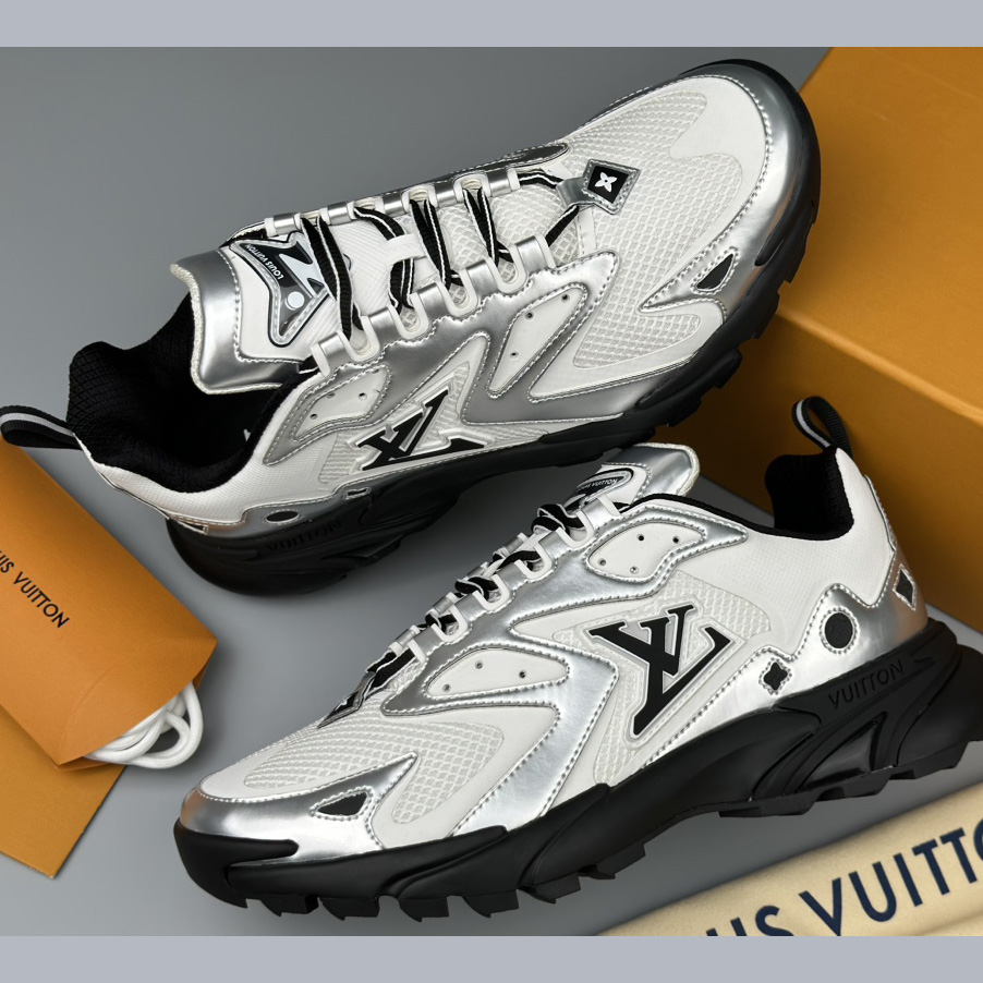 Louis Vuitton  LV Runner Tatic Sneaker     1AA784 - 