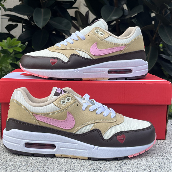 Nike Air Max 1 Sneaker   FZ4346-200 - 