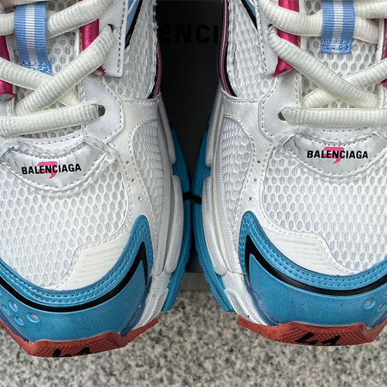 Balenciaga Runner Sneaker  - DesignerGu