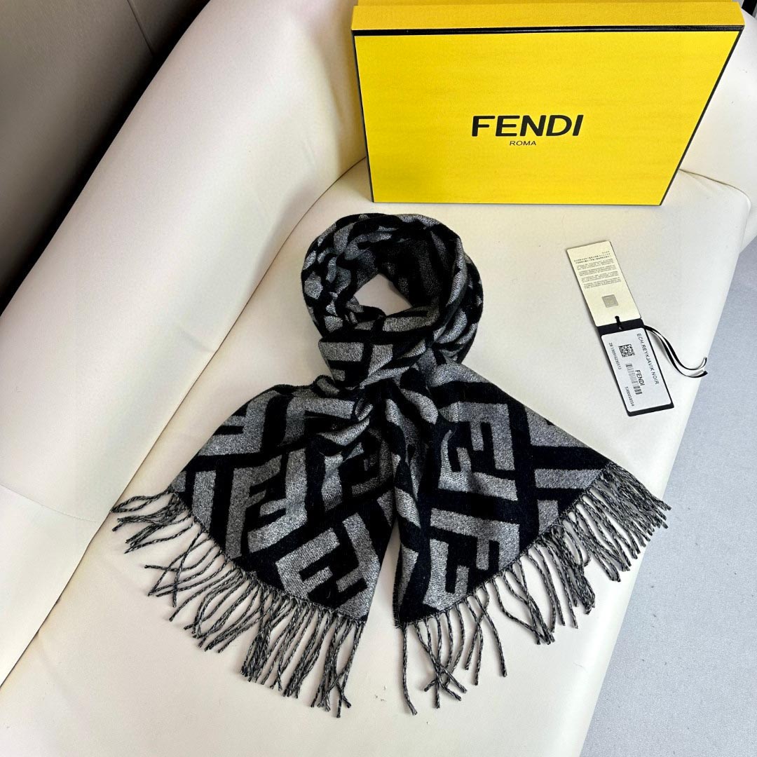 Fendi Black Cashmere Scarf - 