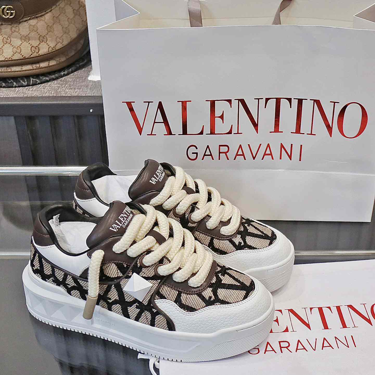 Valenti Garavani One Stud Jacquard Sneakers - 
