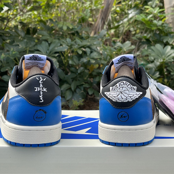 Travis Scott x Air Jordan 1 Sneaker      DM7866-888 - 