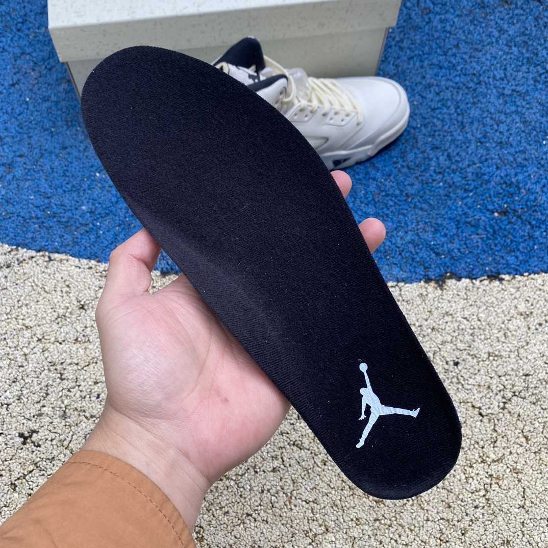 Air Jordan 5 SE "Sail" Sneakers    FN7405-100 - 