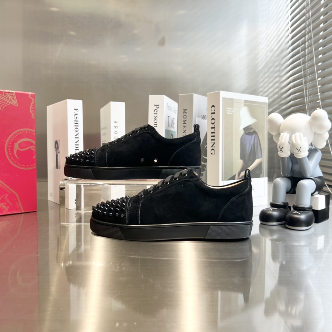 Christian Louboutin Louis Junior Spikes - 