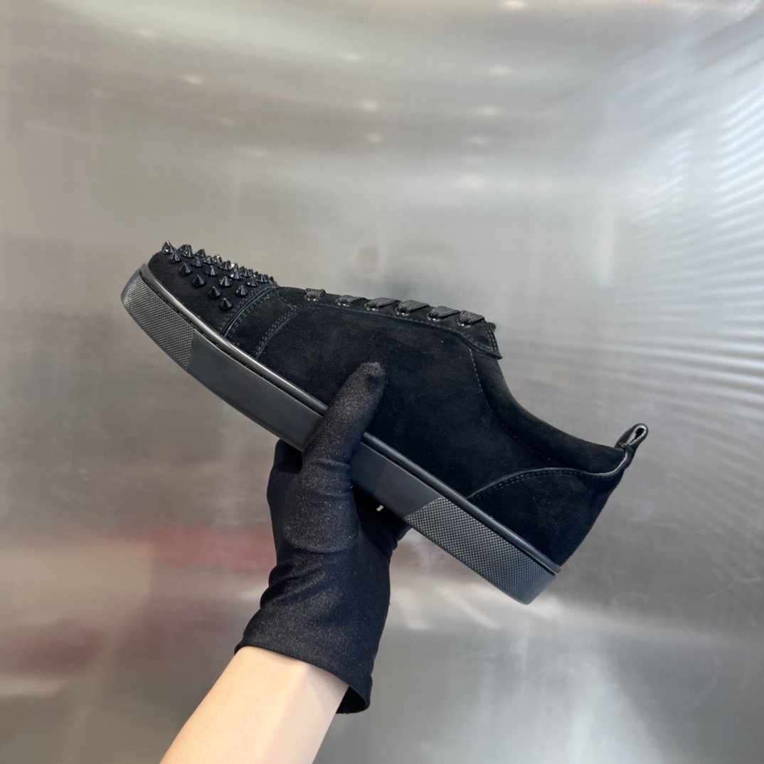 Christian Louboutin Louis Junior Spikes - 