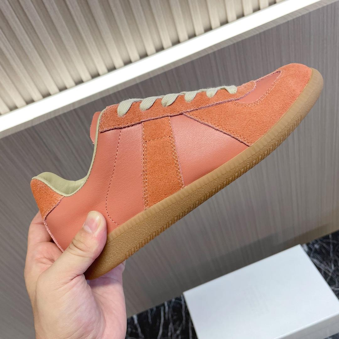 Maison Margiela Replica Low-top Sneakers  - 